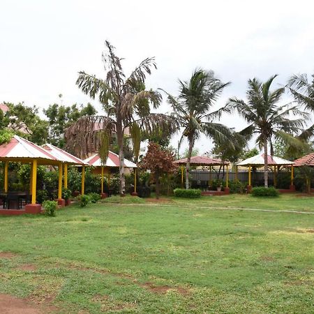 Park Beach Resort Chennai Exteriör bild
