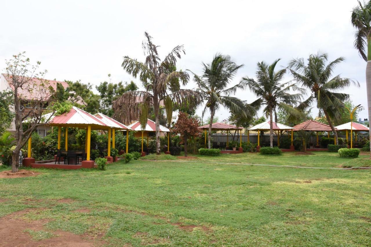 Park Beach Resort Chennai Exteriör bild